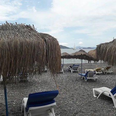 Hera Beach Hotel Gcr * フェティエ