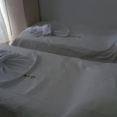 Hera Beach Hotel Gcr 费特希耶